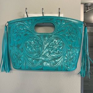 Brand New Que Chula Handbag